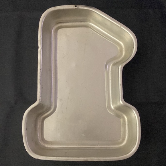 Wilton Number 1 Cake Pan - Picture 2 of 2